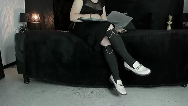  Jade 16 online show from 01-15-25, 11:43