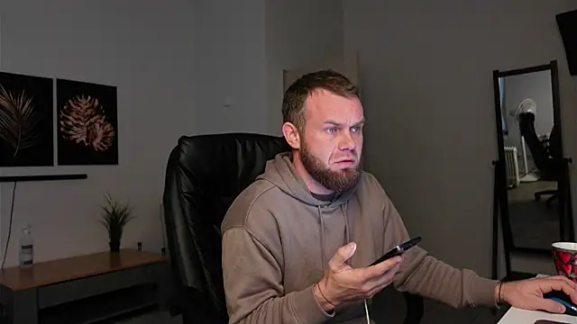 Tommy Burnz online show from 12-20-25, 08:10