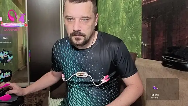 DanielOhCool online show from 10-14-25, 07:31