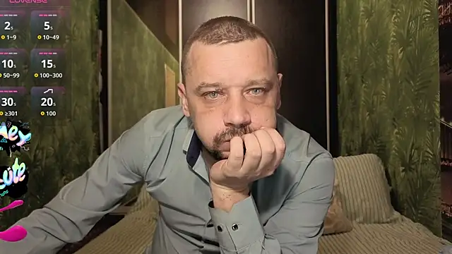 DanielOhCool online show from 11-06-25, 05:41