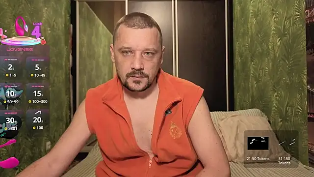 DanielOhCool online show from 11-08-25, 05:18