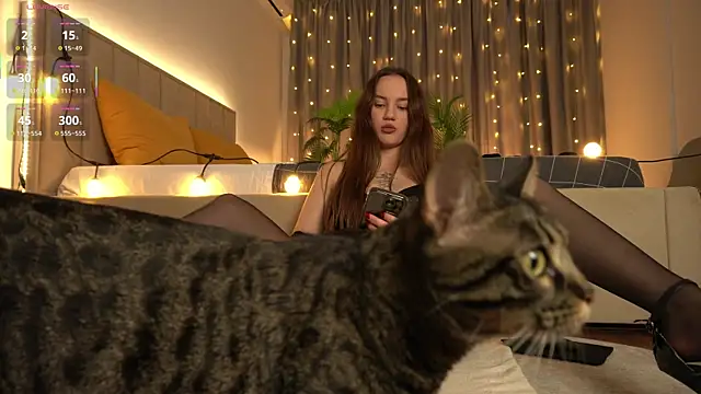 Snapshot of juli_hox chatting on 10-23-25, 07:40 juli hox online show from 10-23-25, 07:40