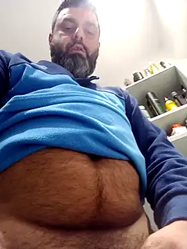 Snapshot of ChiIul11 chatting on 12-21-24, 11:45 ChiIul11 online show from 12-21-24, 11:45