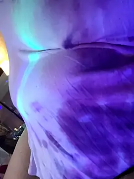 PinkyMarie0729 online show from 11-13-25, 07:46