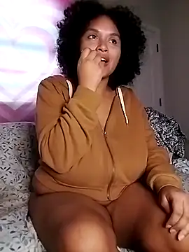 TasteeKitty online show from 10-16-25, 08:10