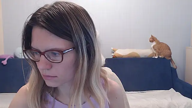 night is dark online show from 10-30-25, 02:40