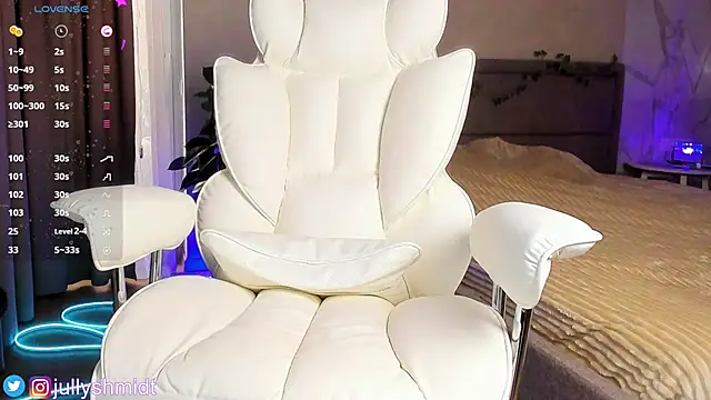 Snapshot of Top_Skinny chatting on 03-16-26, 05:24 Top Skinny online show from 03-16-26, 05:24