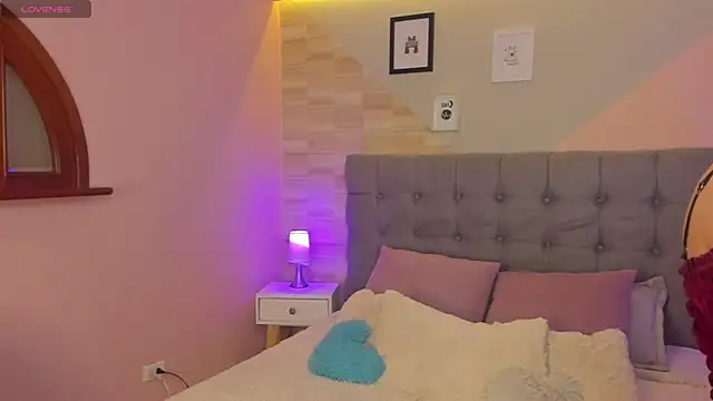  Abril W online show from 02-13-25, 05:37