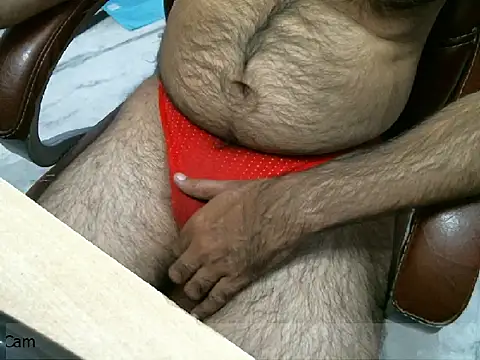 Snapshot of desioldguy chatting on 10-23-25, 12:48 desioldguy online show from 10-23-25, 12:48