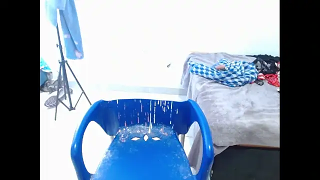 keyklin1 online show from 10-22-25, 11:43