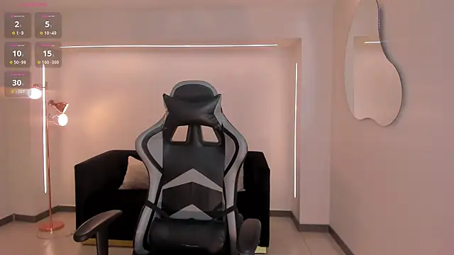 EllaClark online show from 11-13-25, 07:02