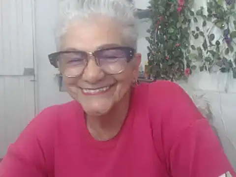FunnyGrandma online show from 01-12-25, 03:07