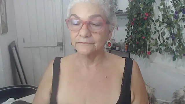 FunnyGrandma online show from 03-16-25, 04:41
