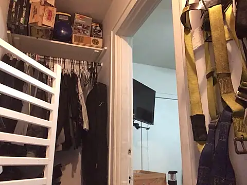 Jcharlesnew69xh online show from 10-15-25, 12:11