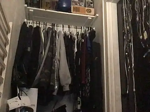 Jcharlesnew69xh online show from 10-15-25, 07:36