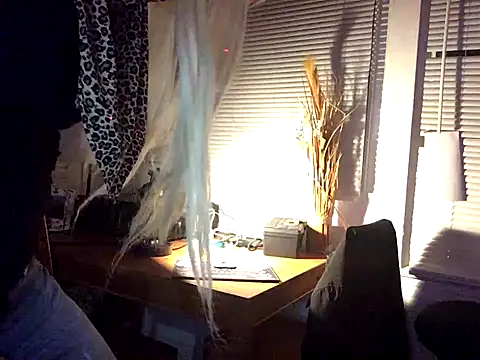 Jcharlesnew69xh online show from 11-20-25, 12:33