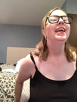 SweetandNaughty1 online show from 10-19-25, 04:51