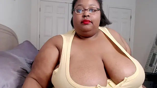 Loves Aura online show from 02-07-25, 12:53