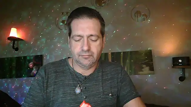 matrikes1 online show from 12-23-24, 05:43