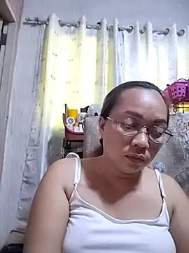 asianwet4u online show from 10-24-25, 12:08