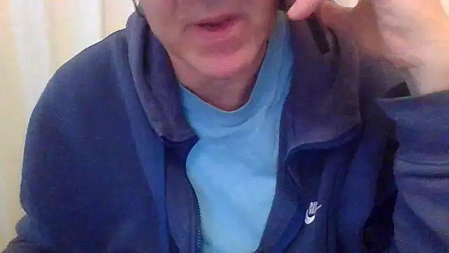 Snapshot of ANONIMO7735 chatting on 01-07-26, 06:32 ANONIMO7735 online show from 01-07-26, 06:32