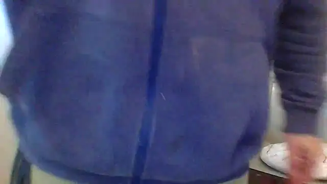 Snapshot of ANONIMO7735 chatting on 01-17-26, 06:29 ANONIMO7735 online show from 01-17-26, 06:29