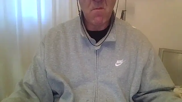 Snapshot of ANONIMO7735 chatting on 02-07-26, 06:39 ANONIMO7735 online show from 02-07-26, 06:39