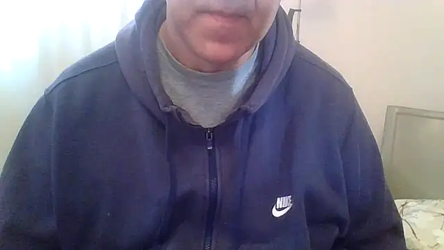 Snapshot of ANONIMO7735 chatting on 02-15-26, 07:05 ANONIMO7735 online show from 02-15-26, 07:05