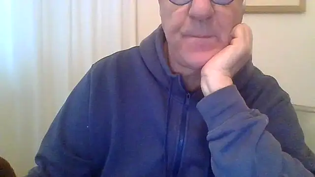Snapshot of ANONIMO7735 chatting on 02-17-26, 06:32 ANONIMO7735 online show from 02-17-26, 06:32