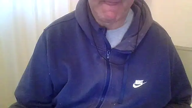 Snapshot of ANONIMO7735 chatting on 02-22-26, 06:46 ANONIMO7735 online show from 02-22-26, 06:46