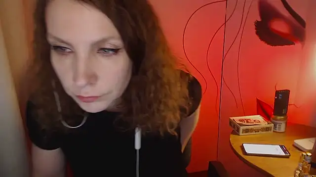 Snapshot of JohansonKatie chatting on 01-13-25, 01:39 JohansonKatie online show from 01-13-25, 01:39