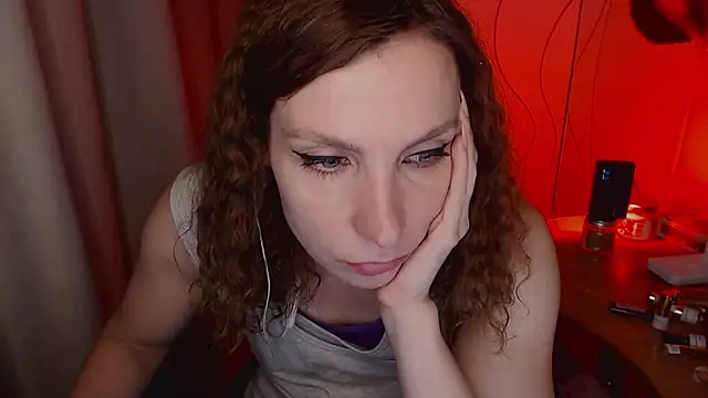 Snapshot of JohansonKatie chatting on 01-15-25, 01:31 JohansonKatie online show from 01-15-25, 01:31