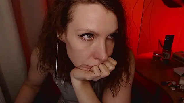 Snapshot of JohansonKatie chatting on 01-18-25, 08:40 JohansonKatie online show from 01-18-25, 08:40