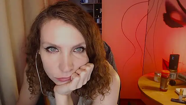 Snapshot of JohansonKatie chatting on 01-19-25, 06:53 JohansonKatie online show from 01-19-25, 06:53