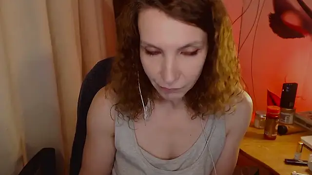 Snapshot of JohansonKatie chatting on 01-20-25, 06:53 JohansonKatie online show from 01-20-25, 06:53