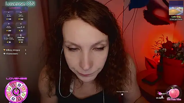 Snapshot of JohansonKatie chatting on 02-22-25, 03:03 JohansonKatie online show from 02-22-25, 03:03