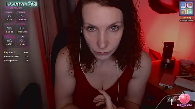 Snapshot of JohansonKatie chatting on 03-05-25, 07:16 JohansonKatie online show from 03-05-25, 07:16