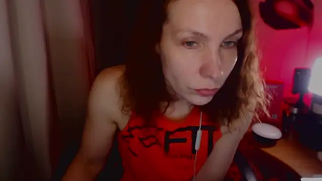 Snapshot of JohansonKatie chatting on 03-18-25, 03:20 JohansonKatie online show from 03-18-25, 03:20