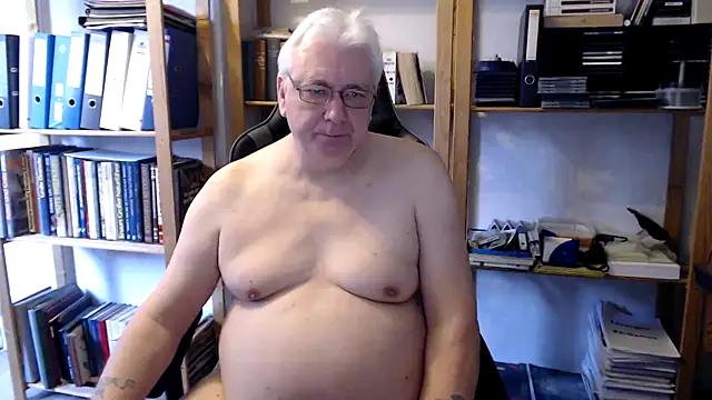 SchwanzhureXXL online show from 03-20-26, 08:41