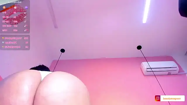 Snapshot of Eva_Grace_ chatting on 12-17-24, 08:12 Eva Grace online show from 12-17-24, 08:12