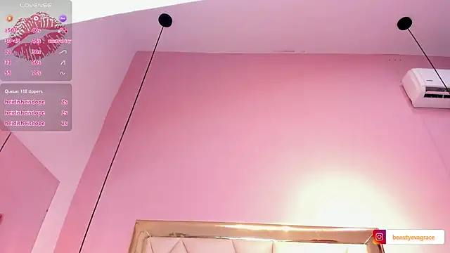 Snapshot of Eva_Grace_ chatting on 01-07-25, 01:57 Eva Grace online show from 01-07-25, 01:57