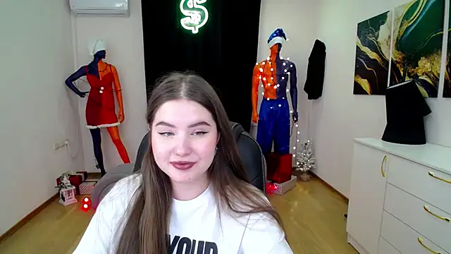 NicoleFoxery online show from 12-29-24, 12:20
