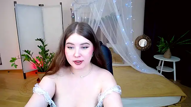 NicoleFoxery online show from 01-19-25, 09:23
