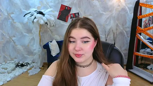 NicoleFoxery online show from 11-01-25, 06:21