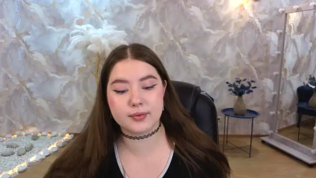 Snapshot of NicoleFoxery chatting on 02-23-26, 06:27 NicoleFoxery online show from 02-23-26, 06:27