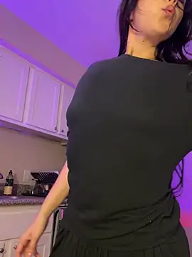 Evie-Luna online show from 01-26-25, 11:18