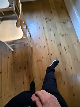 theSecretBallerino online show from 11-21-25, 10:47