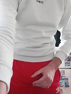 MlodyDres online show from 10-12-25, 08:35