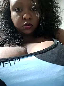 Snapshot of 6lue6a6y69 chatting on 12-25-24, 02:14 6lue6a6y69 online show from 12-25-24, 02:14