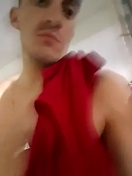 Snapshot of TommyMomentum chatting on 11-18-25, 05:45 TommyMomentum online show from 11-18-25, 05:45